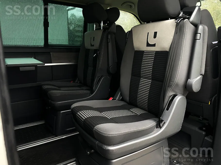 Volkswagen Multivan 2009 photo 4
