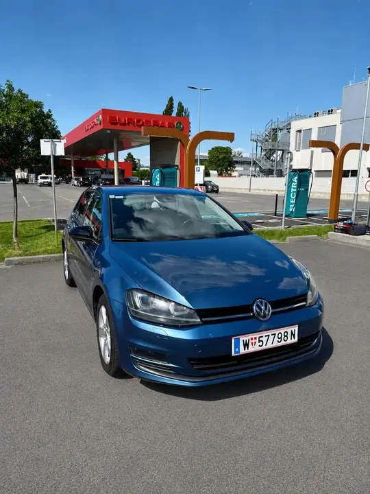 Volkswagen Golf 2013 photo 2