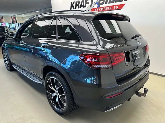 Mercedes-Benz Glc300 2020 photo 3