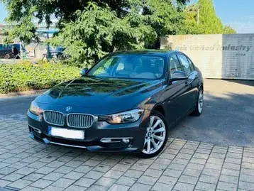 BMW 328I