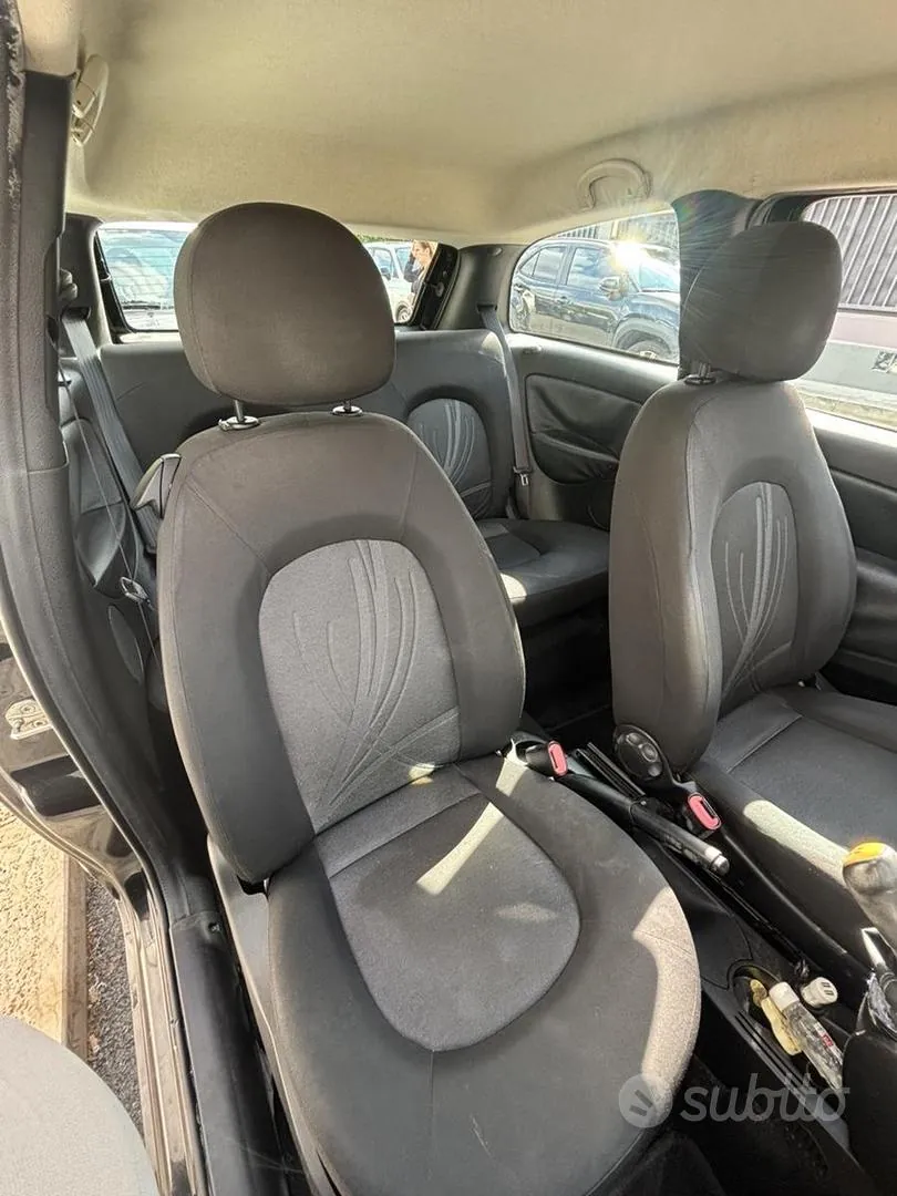 Lancia Ypsilon 2011 photo 5