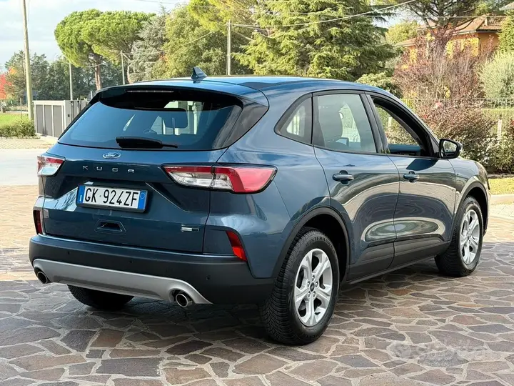 Ford Kuga 2022 photo 5