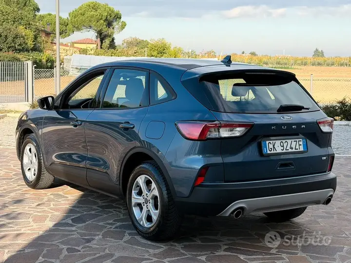 Ford Kuga 2022 photo 4