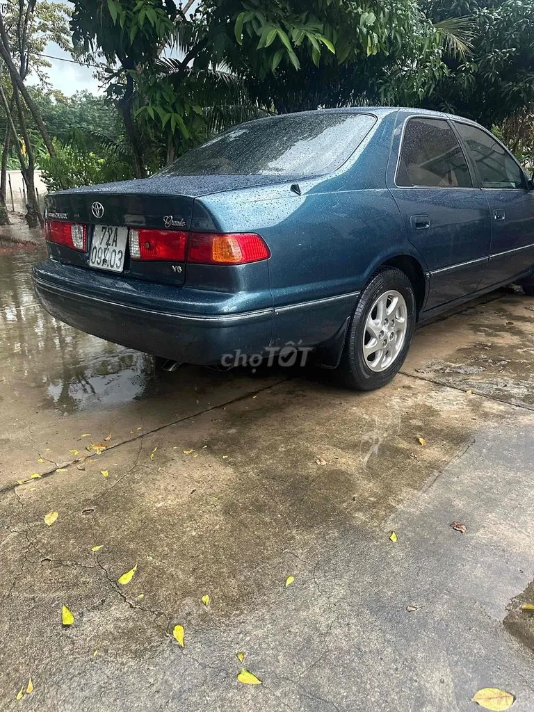 Toyota Camry 2001 photo 2