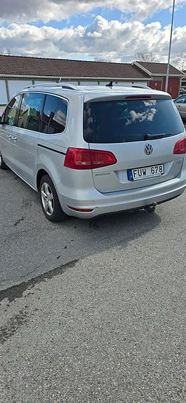 Volkswagen Sharan 2011 photo 3