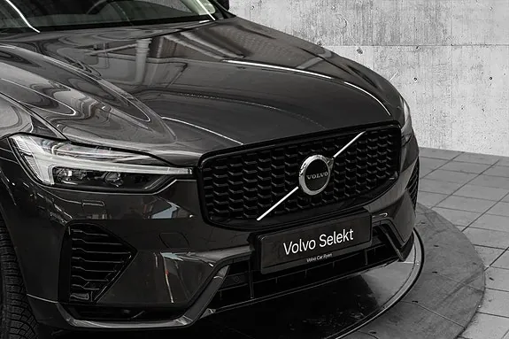 Volvo Xc60 2023 photo 2