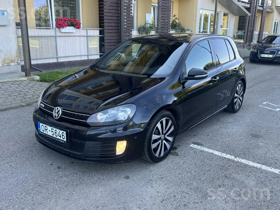 Volkswagen Golf 2010 photo 5