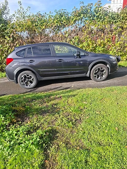 Subaru Xv 2013 photo 3