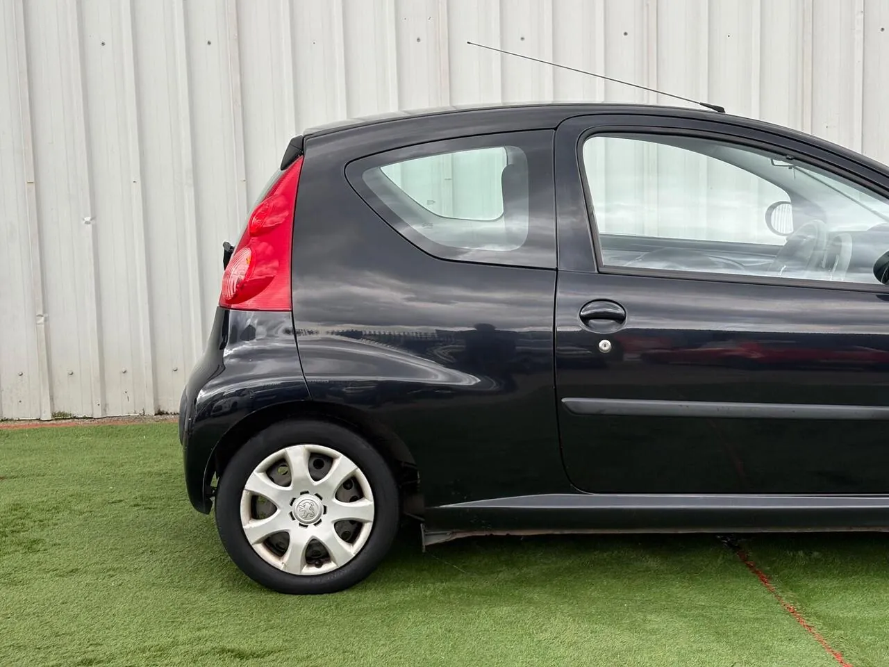 Peugeot 107 2009 photo 5