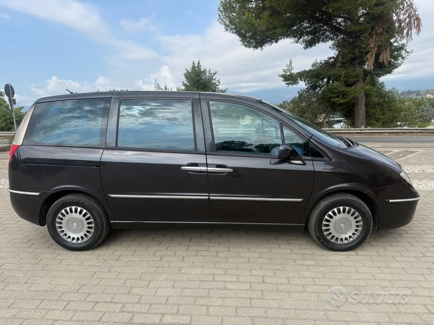 Lancia Phedra 2003 photo 4
