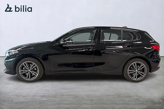 BMW 118I 2023 photo 3