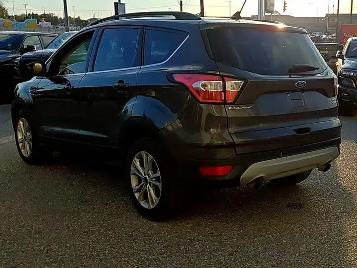 Ford Escape 2018 photo 5