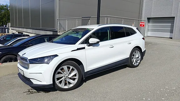 Skoda Enyaq 2022 photo 4
