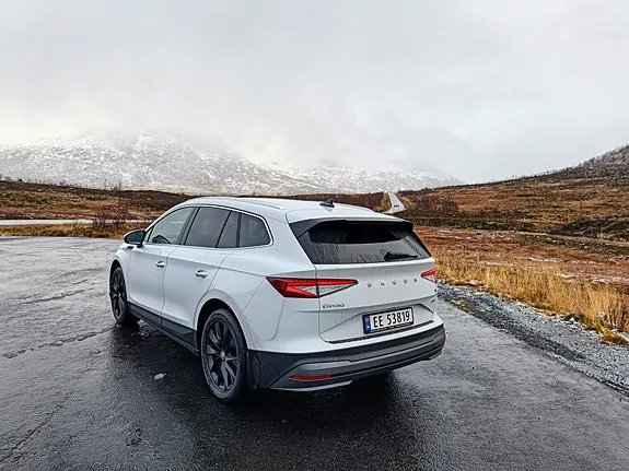 Skoda Enyaq 2022 photo 3