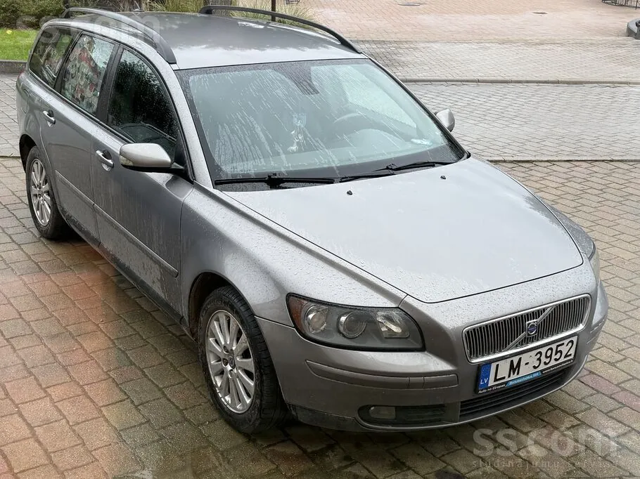 Volvo V50 2004 photo 2