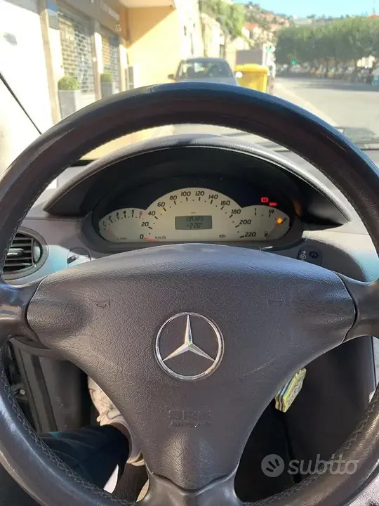 Mercedes-Benz A-Class 2003 photo 3