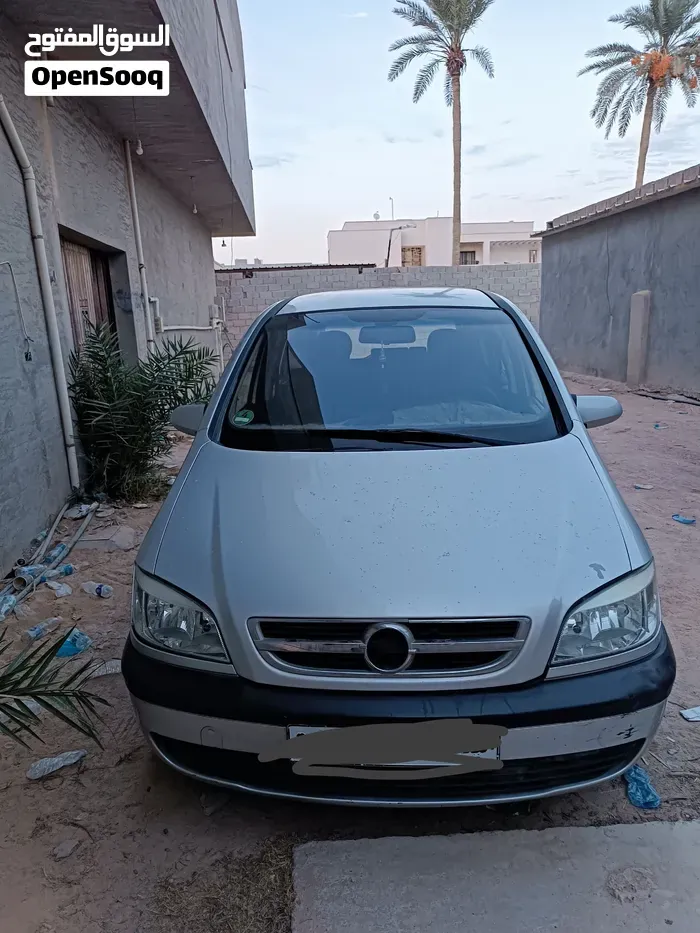 Opel Zafira 2004 photo 2