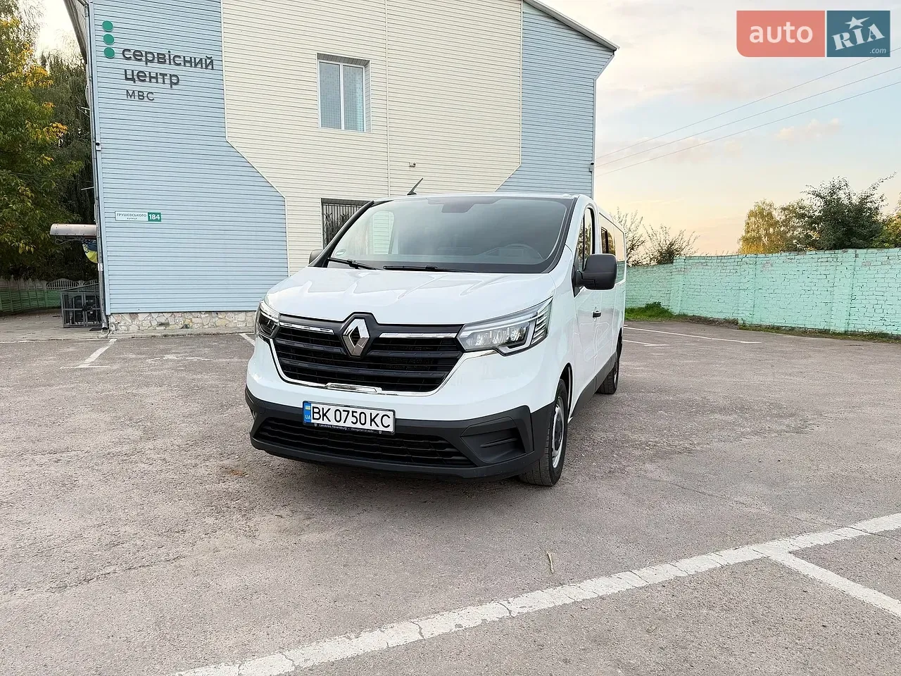 Renault Trafic 2022 photo 4