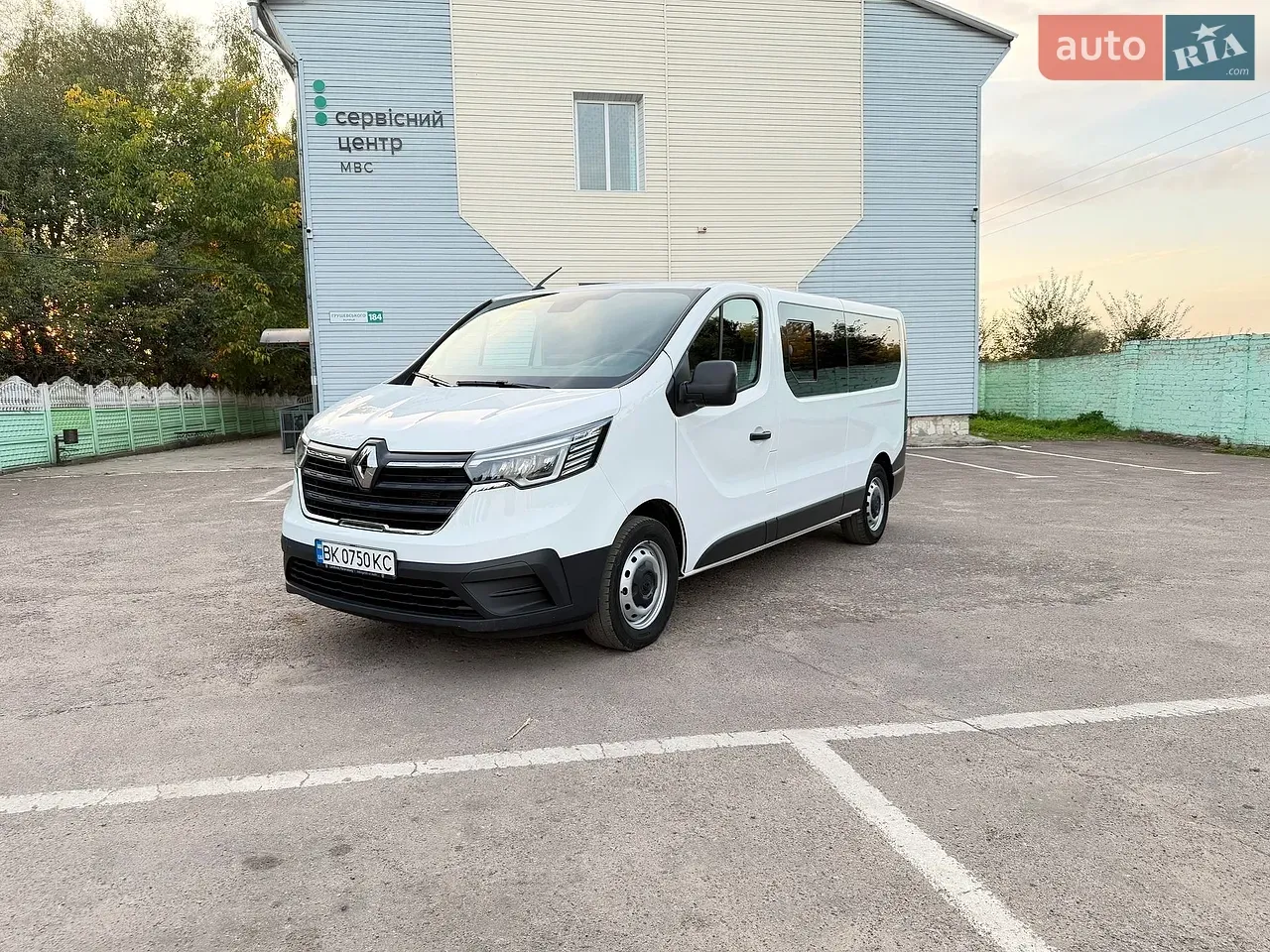 Renault Trafic 2022 photo 3