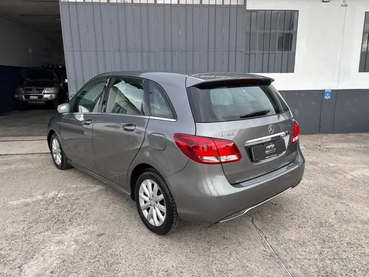 Mercedes-Benz B-Class 2015 photo 5