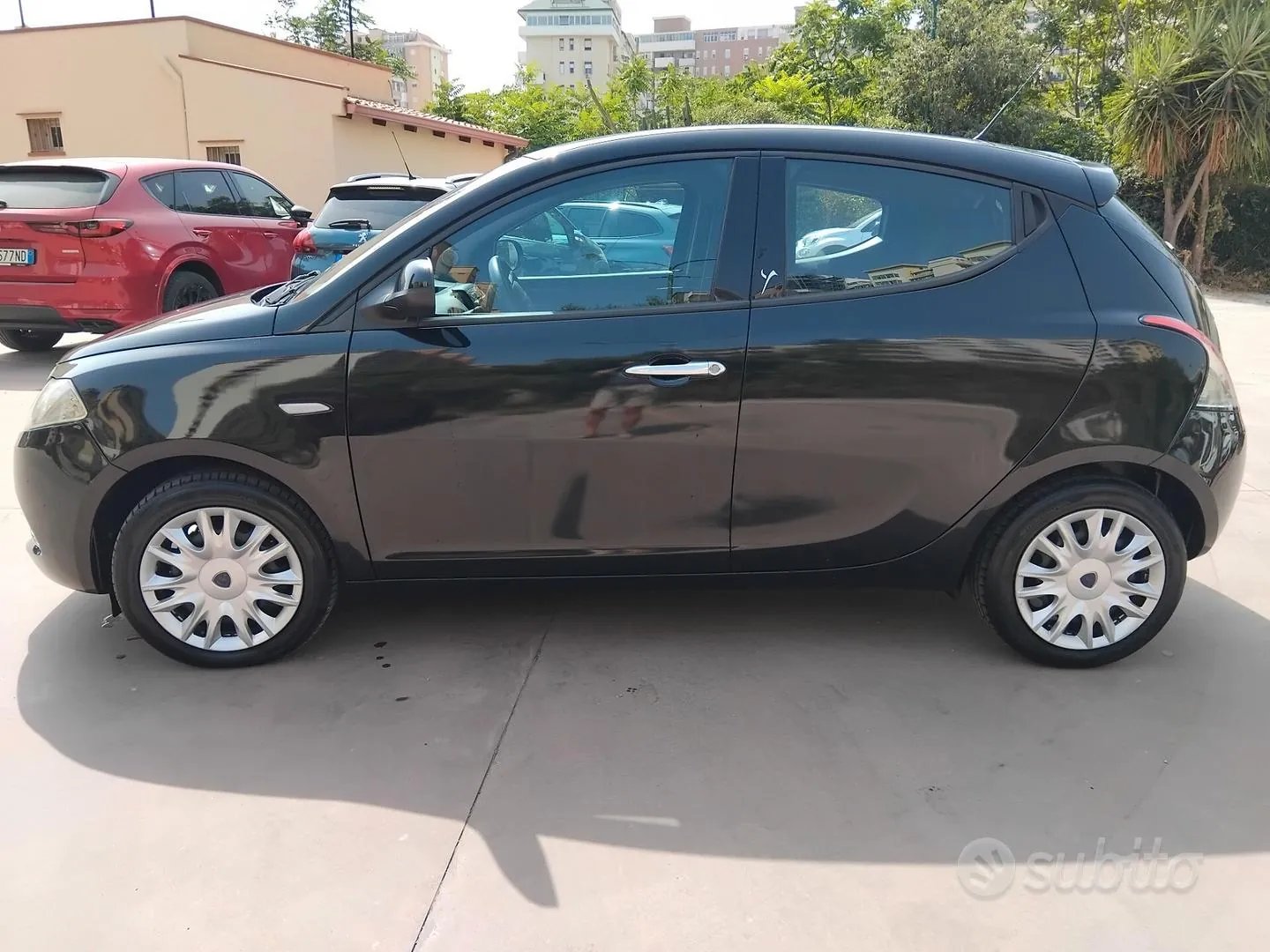 Lancia Ypsilon 2013 photo 2