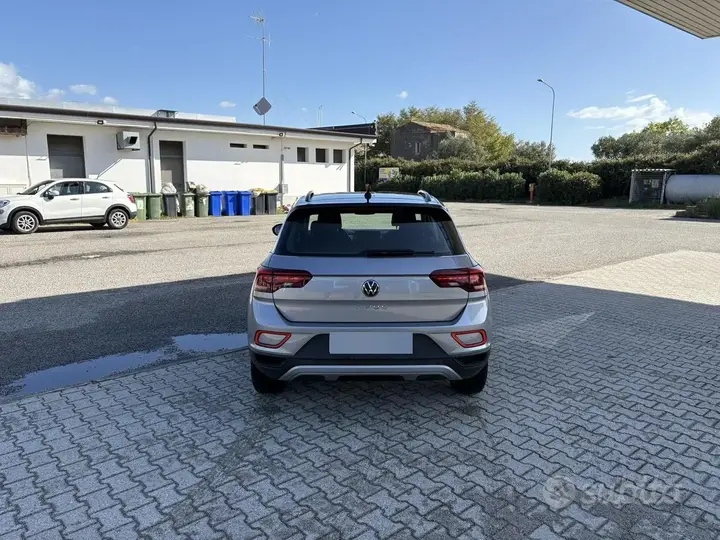 Volkswagen T-Roc 2024 photo 5