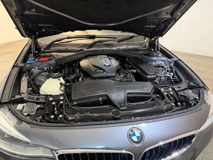 BMW 3 Series Gran Turismo 2020 photo 3