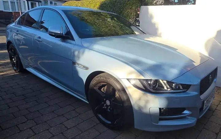 Jaguar Xe