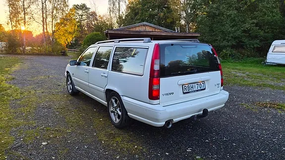 Volvo V70 2000 photo 3