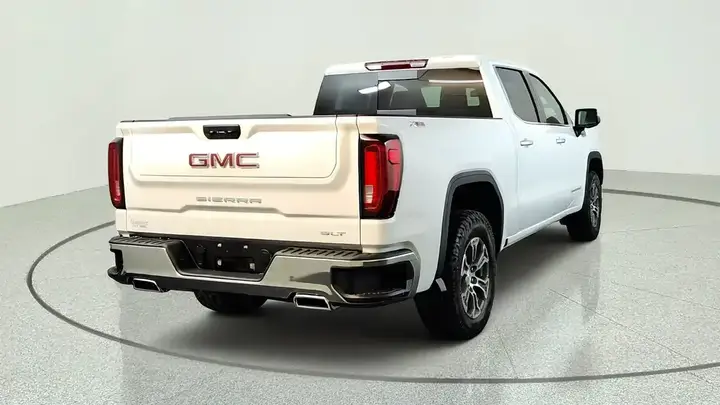 GMC Sierra 1500 2026 photo 3