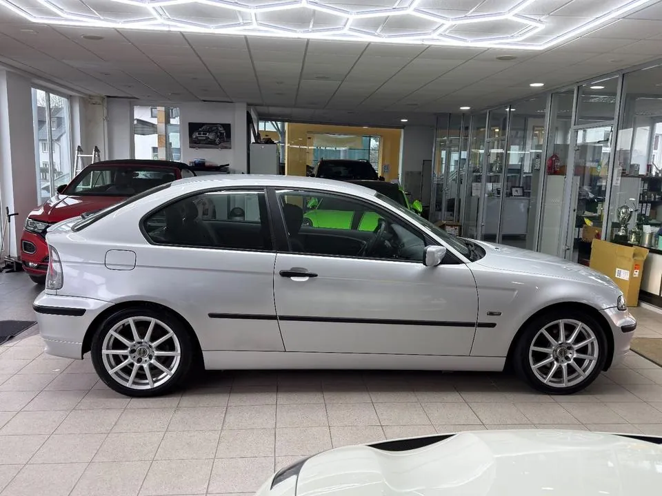 BMW 316Ti