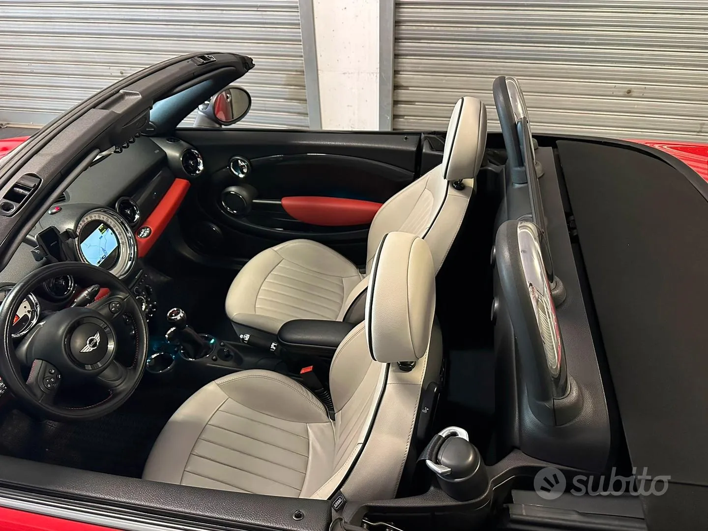BMW Mini Roadster 2012 photo 4
