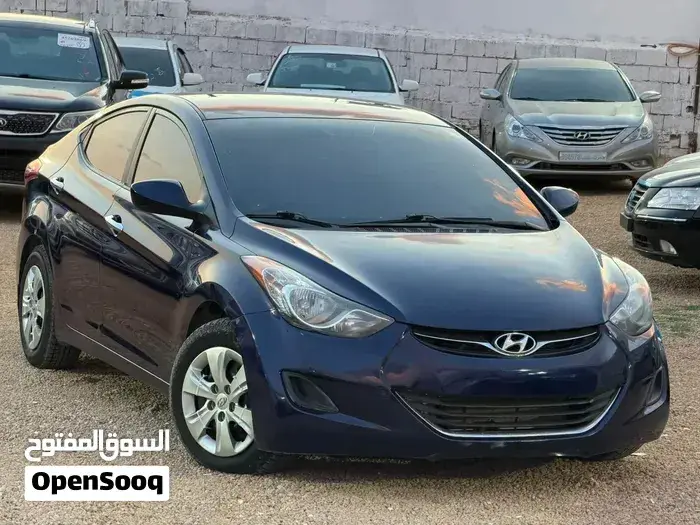 Hyundai Elantra 2013 photo 2