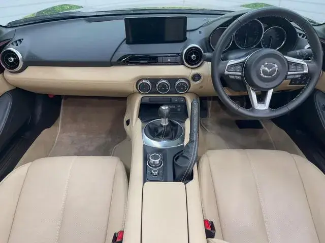 Mitsubishi Roadster 2025 photo 2