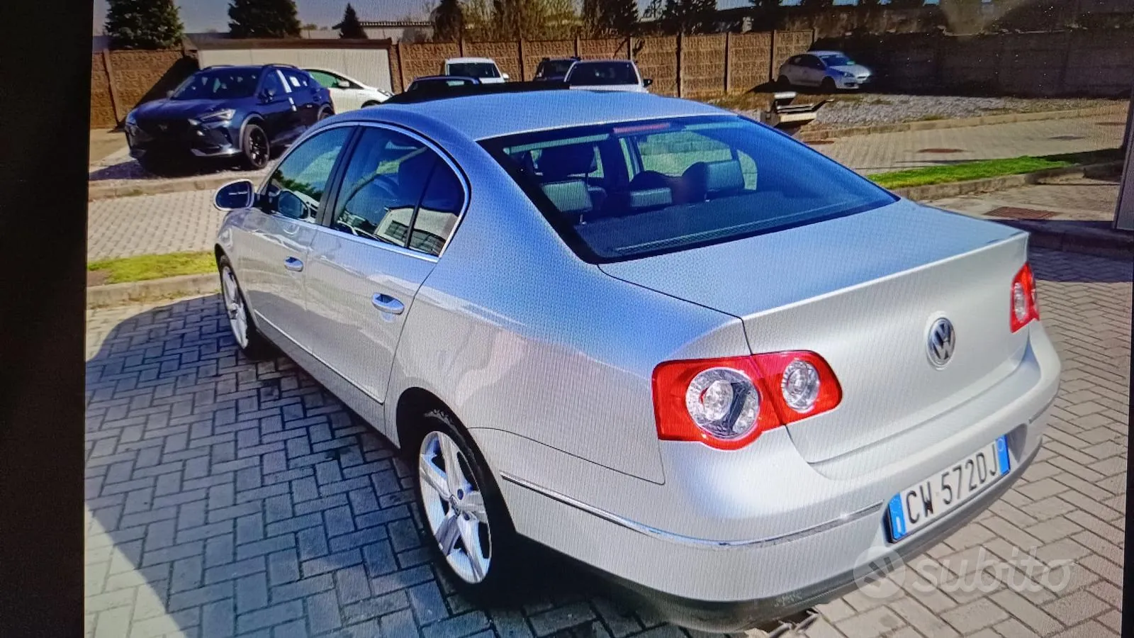 Volkswagen Passat 2005 photo 2