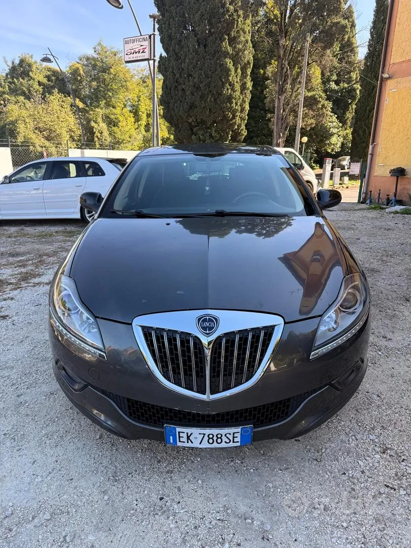 Lancia Delta 2011 photo 3