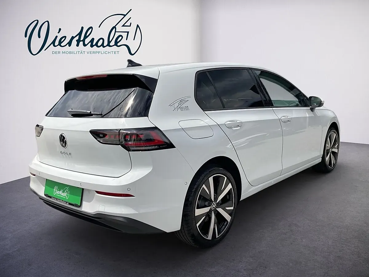 Volkswagen Golf 2026 photo 3