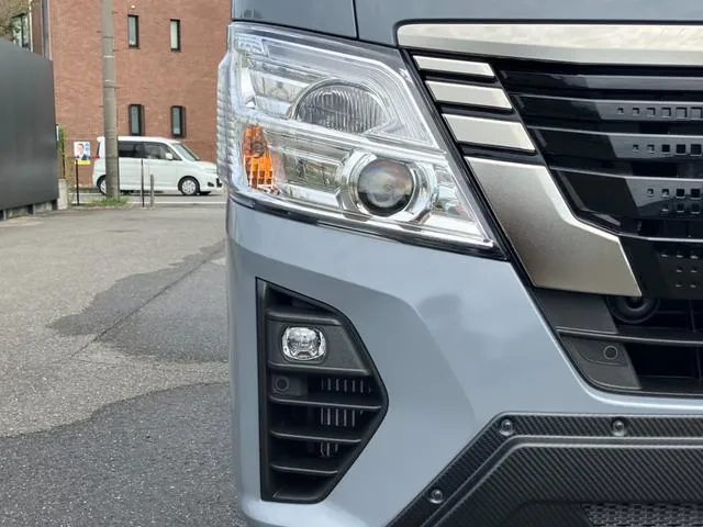 Nissan Caravan 2026 photo 2