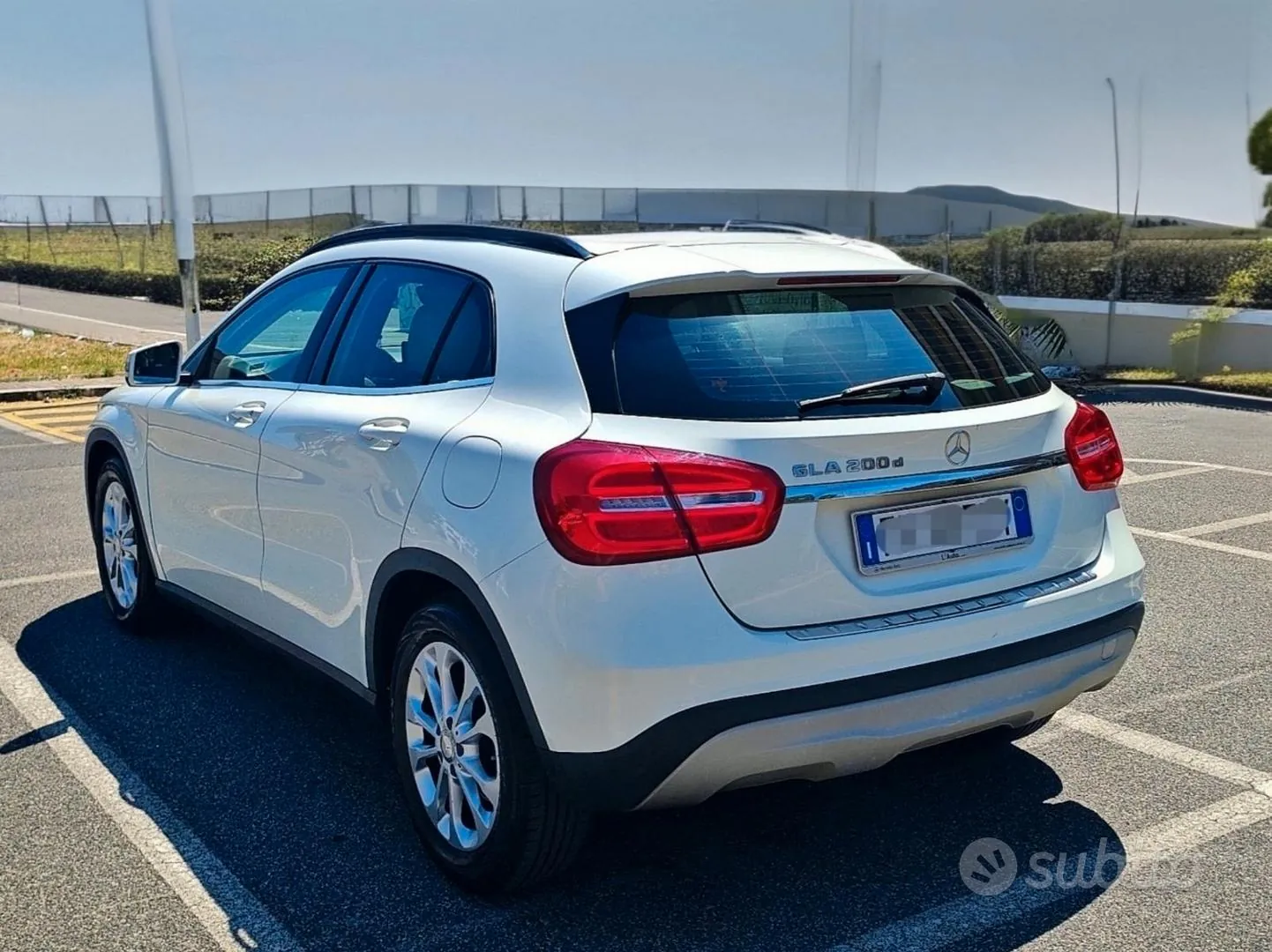 Mercedes-Benz Gla 2017 photo 3