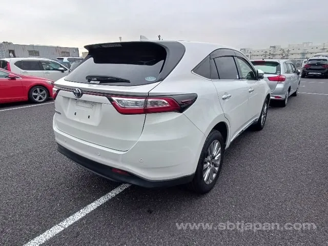 Toyota Harrier 2019 photo 4