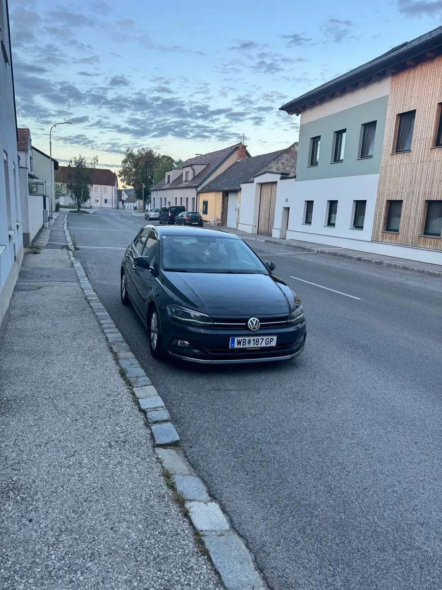 Volkswagen Polo 2018 photo 2