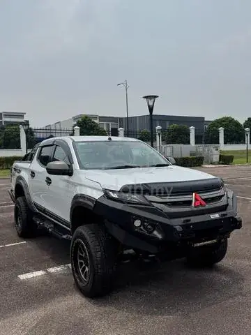 Mitsubishi Triton