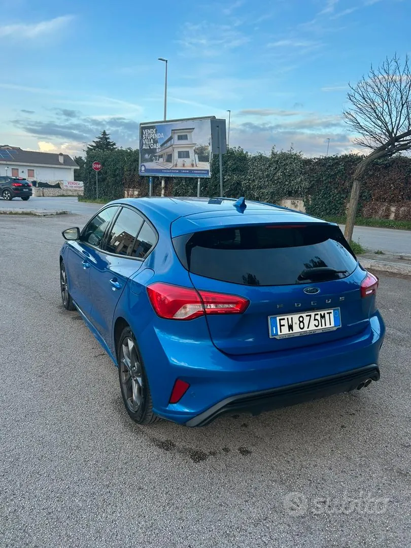 Ford Focus 2019 photo 2