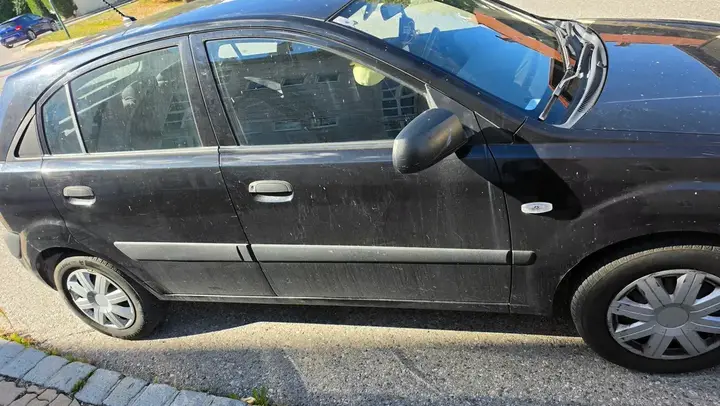 Kia Rio 2009 photo 2