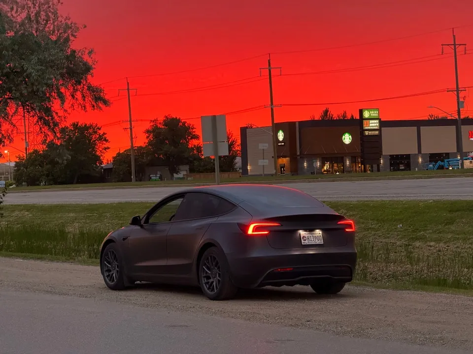 Tesla Model 3 2026 photo 5