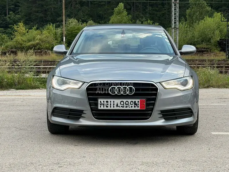 Audi A6 2011 photo 2