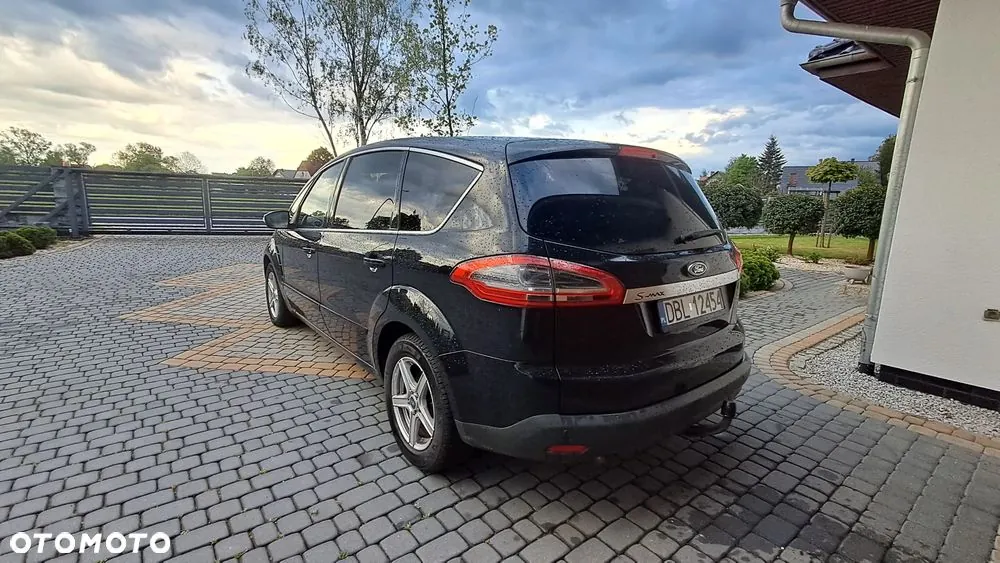 Ford S-Max 2011 photo 3