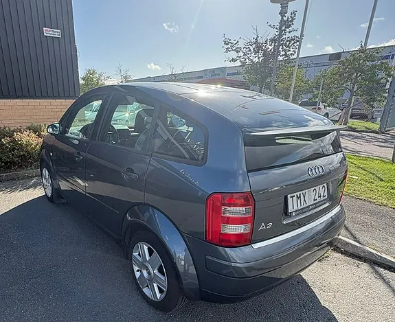 Audi A2 2003 photo 2