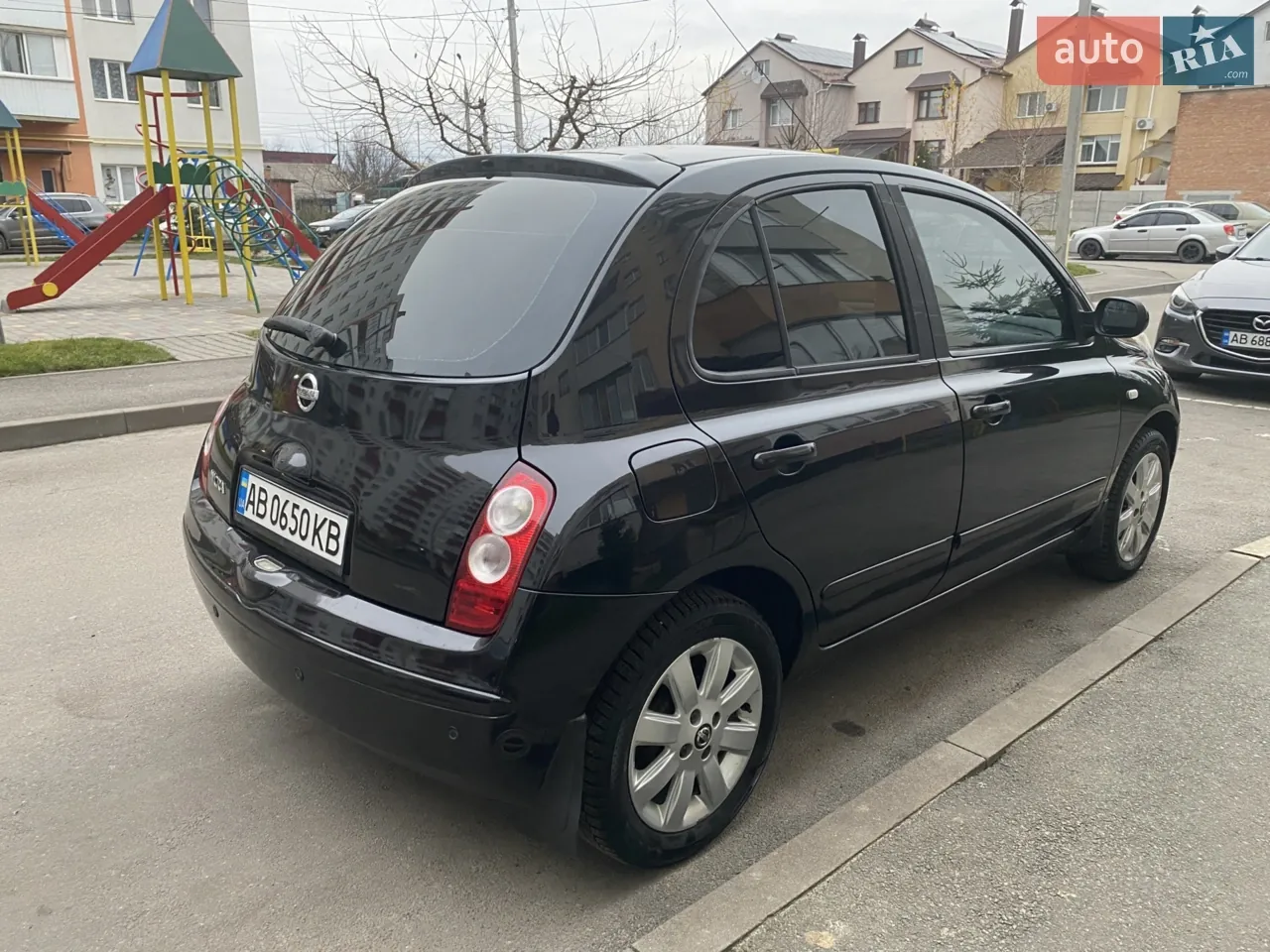 Nissan Micra 2008 photo 4