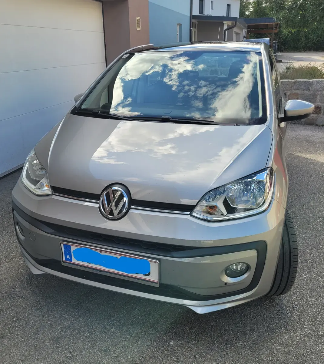 Volkswagen Up